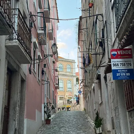 - Centro Histórico Mouraria Lisboa